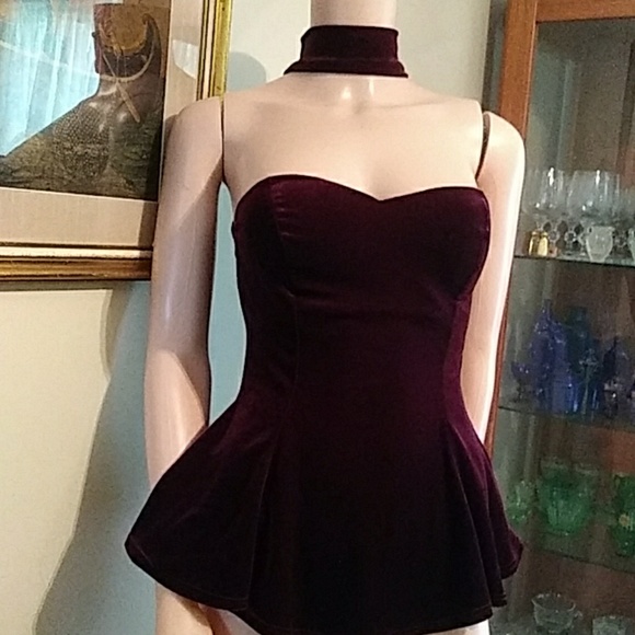 Love Culture Tops - Love Culture Maroon Velvet stretch